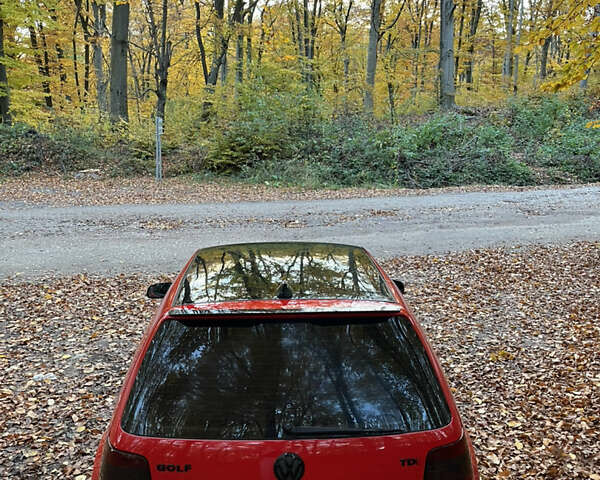 Красный Фольксваген Гольф, объемом двигателя 1.9 л и пробегом 499 тыс. км за 4300 $, фото 13 на Automoto.ua