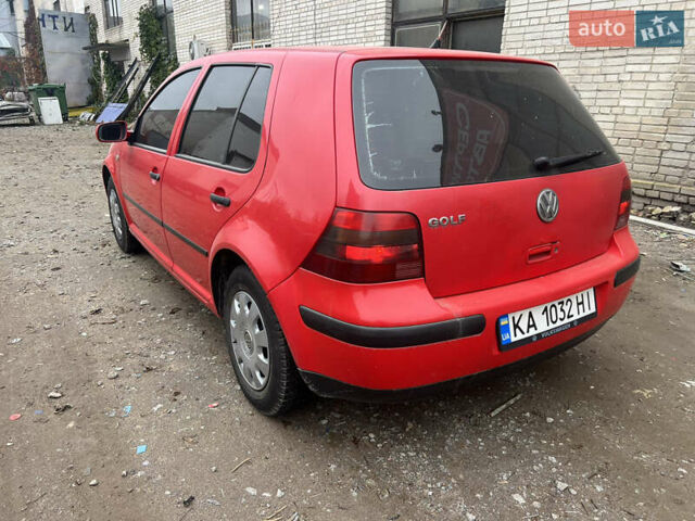 Красный Фольксваген Гольф, объемом двигателя 1.4 л и пробегом 180 тыс. км за 3200 $, фото 13 на Automoto.ua
