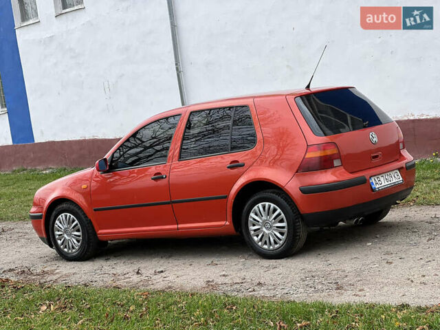 Фольксваген Гольф 1998 у Тульчине на Automoto.ua Червоний Фольксваген Гольф, об'ємом двигуна 1.39 л та пробігом 300 тис. км за 3000 $, фото 3 на Automoto.ua