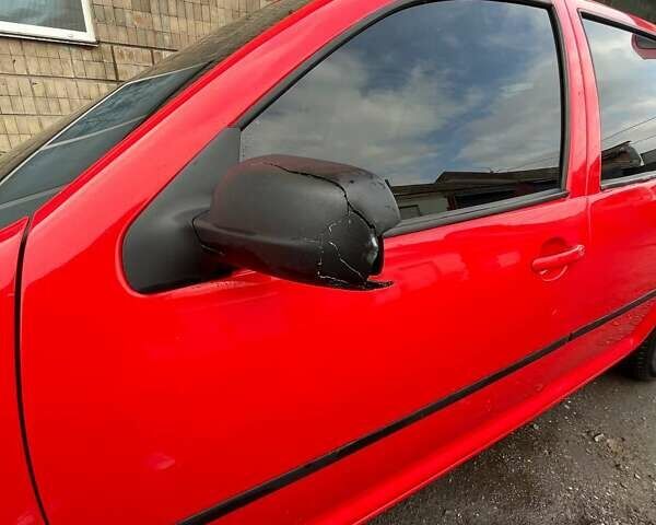 Червоний Фольксваген Гольф, об'ємом двигуна 1.39 л та пробігом 311 тис. км за 3400 $, фото 7 на Automoto.ua