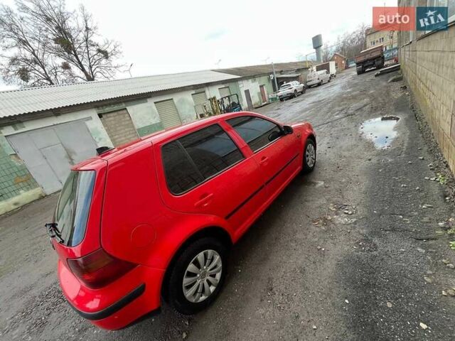 Червоний Фольксваген Гольф, об'ємом двигуна 1.39 л та пробігом 311 тис. км за 3400 $, фото 5 на Automoto.ua