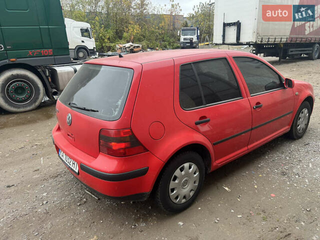 Красный Фольксваген Гольф, объемом двигателя 1.4 л и пробегом 180 тыс. км за 3200 $, фото 9 на Automoto.ua