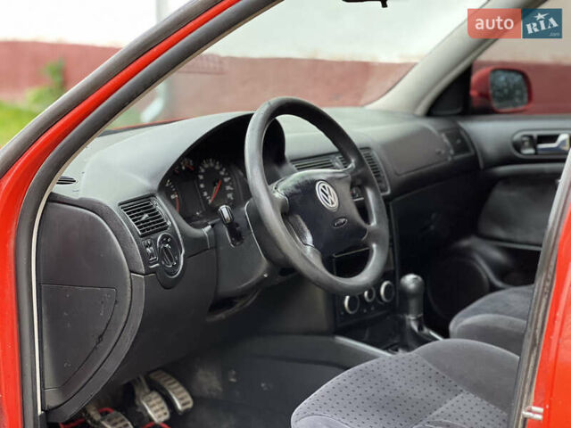 Фольксваген Гольф 1998 у Тульчине на Automoto.ua Червоний Фольксваген Гольф, об'ємом двигуна 1.39 л та пробігом 300 тис. км за 3000 $, фото 16 на Automoto.ua