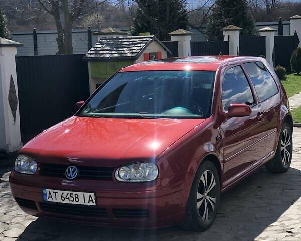 Червоний Фольксваген Гольф, об'ємом двигуна 1.39 л та пробігом 261 тис. км за 3000 $, фото 31 на Automoto.ua