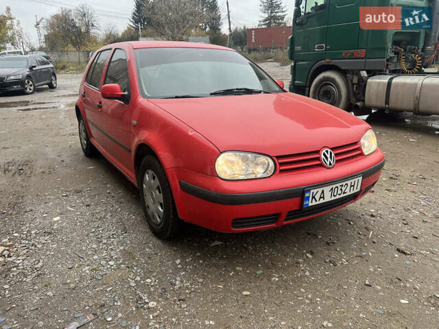Красный Фольксваген Гольф, объемом двигателя 1.4 л и пробегом 180 тыс. км за 3200 $, фото 3 на Automoto.ua