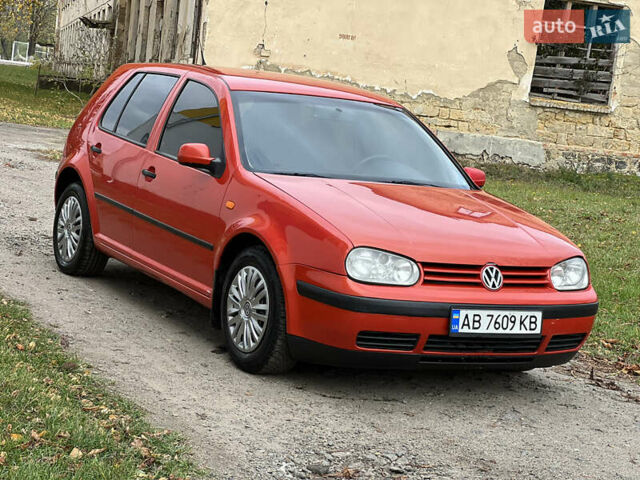 Фольксваген Гольф 1998 у Тульчине на Automoto.ua Червоний Фольксваген Гольф, об'ємом двигуна 1.39 л та пробігом 300 тис. км за 3000 $, фото 11 на Automoto.ua