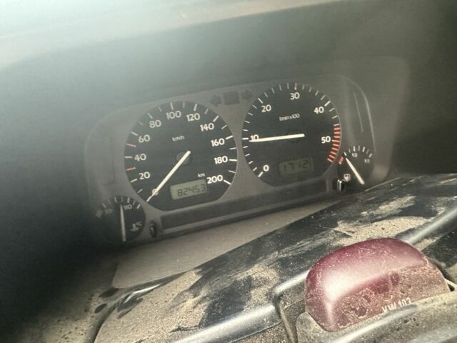 Красный Фольксваген Гольф, объемом двигателя 1.9 л и пробегом 300 тыс. км за 950 $, фото 5 на Automoto.ua