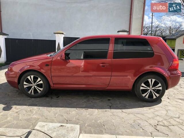 Червоний Фольксваген Гольф, об'ємом двигуна 1.39 л та пробігом 261 тис. км за 3000 $, фото 16 на Automoto.ua