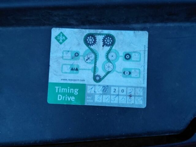 Красный Фольксваген Гольф, объемом двигателя 1.9 л и пробегом 363 тыс. км за 3700 $, фото 5 на Automoto.ua