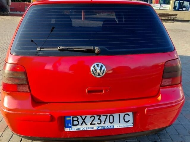 Красный Фольксваген Гольф, объемом двигателя 1.9 л и пробегом 363 тыс. км за 3700 $, фото 2 на Automoto.ua