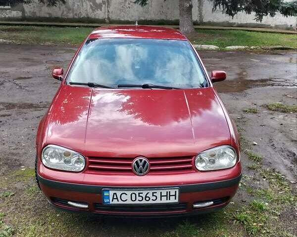 Червоний Фольксваген Гольф, об'ємом двигуна 1.6 л та пробігом 370 тис. км за 2900 $, фото 5 на Automoto.ua