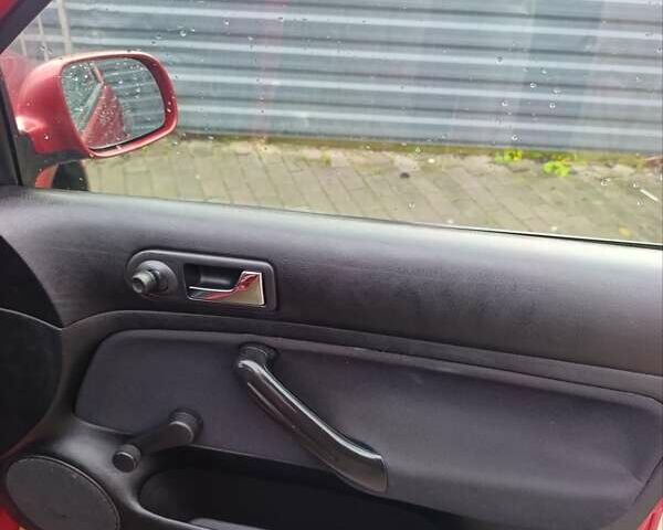 Червоний Фольксваген Гольф, об'ємом двигуна 1.9 л та пробігом 404 тис. км за 4550 $, фото 28 на Automoto.ua