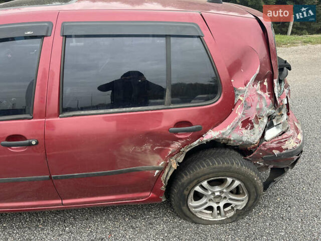 Красный Фольксваген Гольф, объемом двигателя 1.6 л и пробегом 349 тыс. км за 1500 $, фото 6 на Automoto.ua