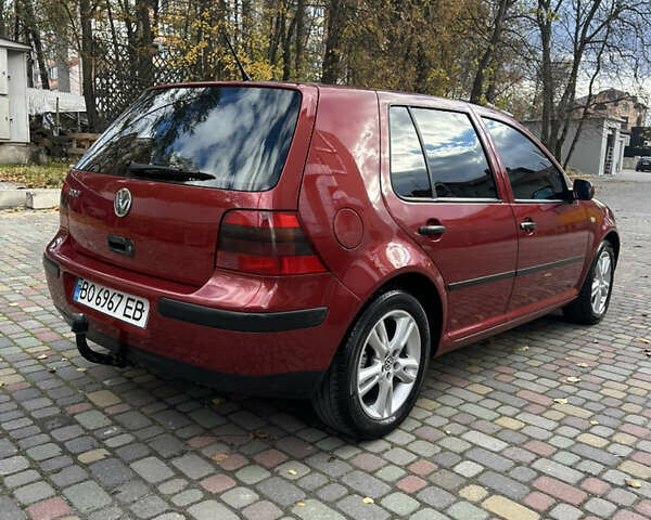 Красный Фольксваген Гольф, объемом двигателя 1.39 л и пробегом 255 тыс. км за 4200 $, фото 7 на Automoto.ua