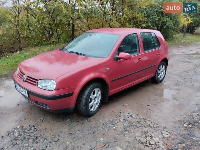Красный Фольксваген Гольф, объемом двигателя 1.4 л и пробегом 270 тыс. км за 3350 $, фото 11 на Automoto.ua