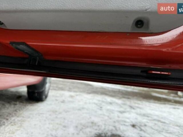 Червоний Фольксваген Гольф, об'ємом двигуна 1.6 л та пробігом 185 тис. км за 5250 $, фото 33 на Automoto.ua