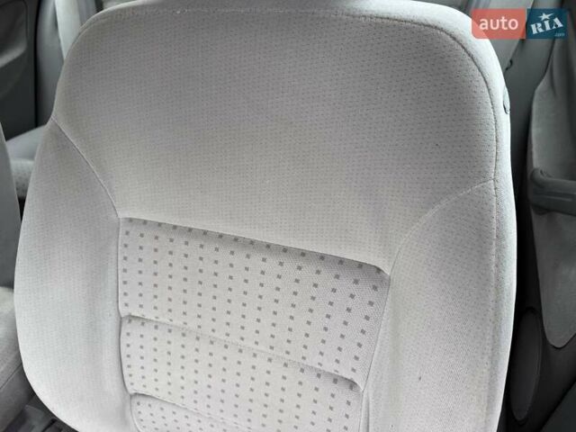 Червоний Фольксваген Гольф, об'ємом двигуна 1.6 л та пробігом 184 тис. км за 4100 $, фото 51 на Automoto.ua