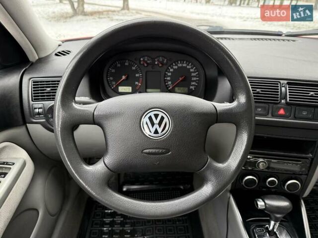 Червоний Фольксваген Гольф, об'ємом двигуна 1.6 л та пробігом 184 тис. км за 4100 $, фото 62 на Automoto.ua