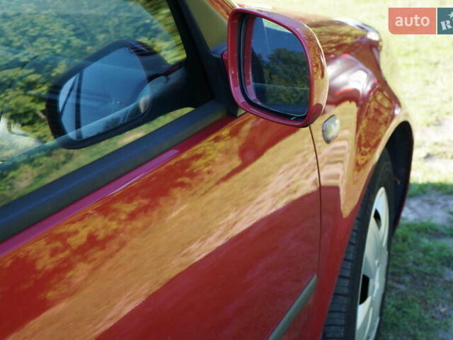 Красный Фольксваген Гольф, объемом двигателя 1.6 л и пробегом 225 тыс. км за 4150 $, фото 37 на Automoto.ua