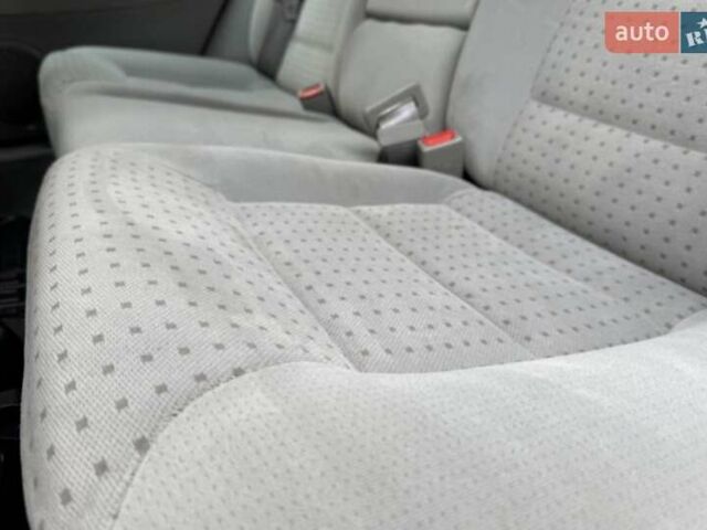 Червоний Фольксваген Гольф, об'ємом двигуна 1.6 л та пробігом 185 тис. км за 5250 $, фото 49 на Automoto.ua