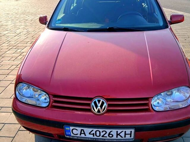 Красный Фольксваген Гольф, объемом двигателя 1.4 л и пробегом 168 тыс. км за 3850 $, фото 2 на Automoto.ua