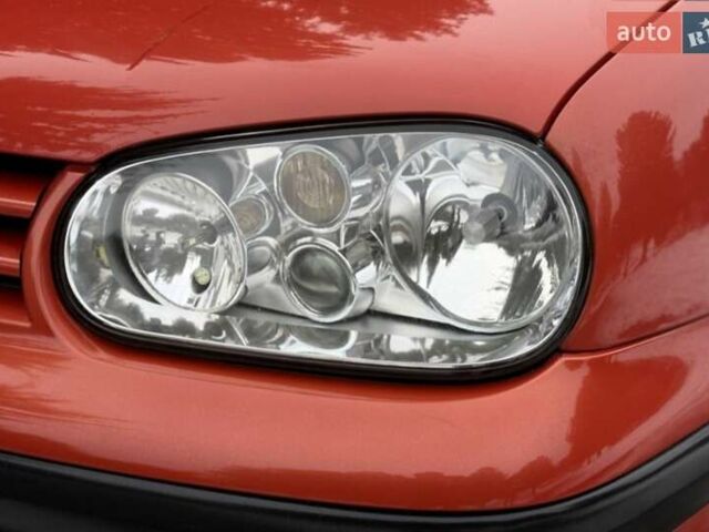 Червоний Фольксваген Гольф, об'ємом двигуна 1.6 л та пробігом 185 тис. км за 5250 $, фото 7 на Automoto.ua