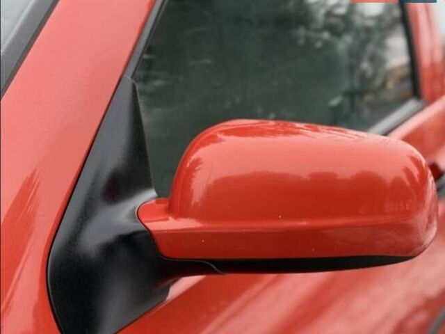 Червоний Фольксваген Гольф, об'ємом двигуна 1.6 л та пробігом 185 тис. км за 5250 $, фото 12 на Automoto.ua