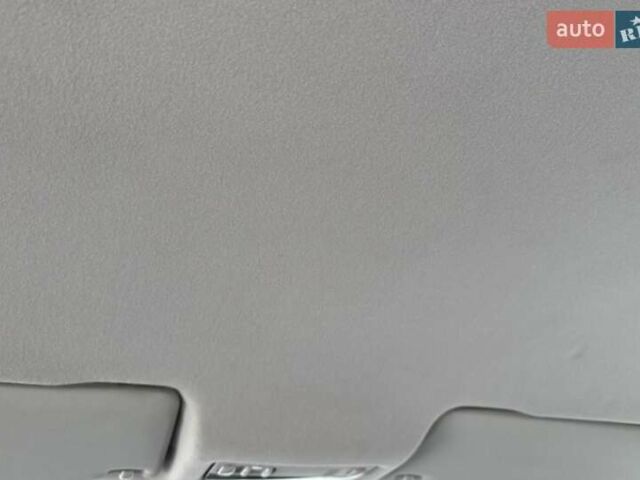 Червоний Фольксваген Гольф, об'ємом двигуна 1.6 л та пробігом 185 тис. км за 5250 $, фото 53 на Automoto.ua