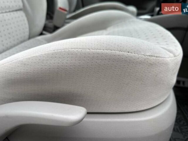 Червоний Фольксваген Гольф, об'ємом двигуна 1.6 л та пробігом 185 тис. км за 5250 $, фото 40 на Automoto.ua