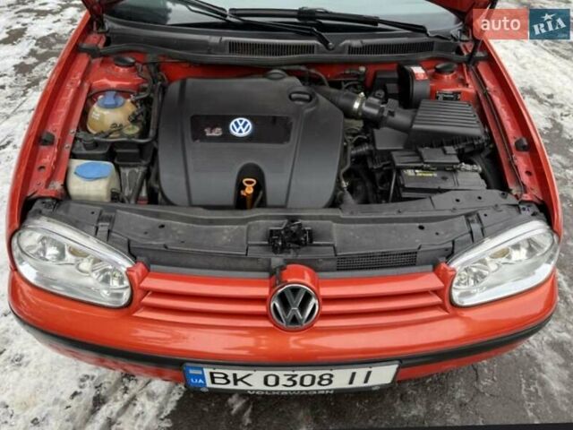 Червоний Фольксваген Гольф, об'ємом двигуна 1.6 л та пробігом 185 тис. км за 5250 $, фото 24 на Automoto.ua