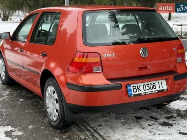 Червоний Фольксваген Гольф, об'ємом двигуна 1.6 л та пробігом 185 тис. км за 5250 $, фото 16 на Automoto.ua