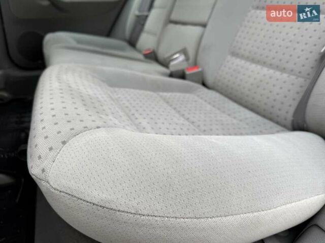 Червоний Фольксваген Гольф, об'ємом двигуна 1.6 л та пробігом 184 тис. км за 4100 $, фото 46 на Automoto.ua