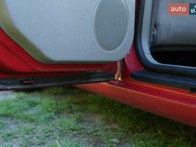 Красный Фольксваген Гольф, объемом двигателя 1.6 л и пробегом 225 тыс. км за 4150 $, фото 50 на Automoto.ua