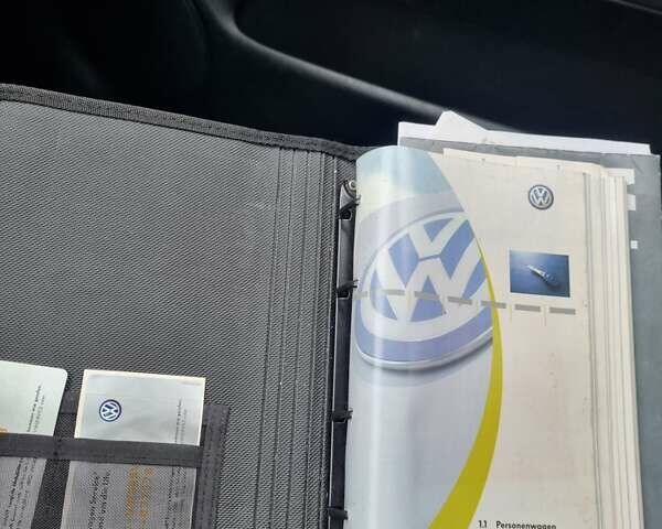 Красный Фольксваген Гольф, объемом двигателя 1.39 л и пробегом 217 тыс. км за 4300 $, фото 2 на Automoto.ua