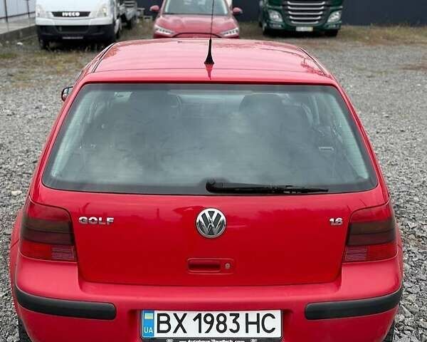 Фольксваген Гольф 2001 в Хмельницком на Automoto.ua Красный Фольксваген Гольф, объемом двигателя 1.6 л и пробегом 220 тыс. км за 4600 $, фото 4 на Automoto.ua