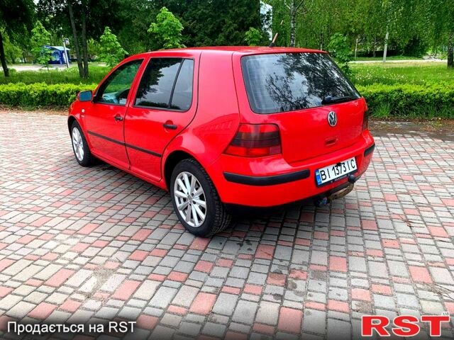 Красный Фольксваген Гольф, объемом двигателя 1.6 л и пробегом 320 тыс. км за 3700 $, фото 2 на Automoto.ua