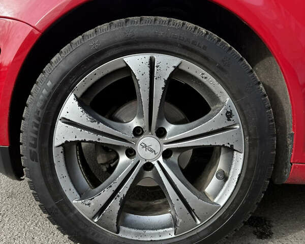 Червоний Фольксваген Гольф, об'ємом двигуна 1.39 л та пробігом 209 тис. км за 3850 $, фото 9 на Automoto.ua