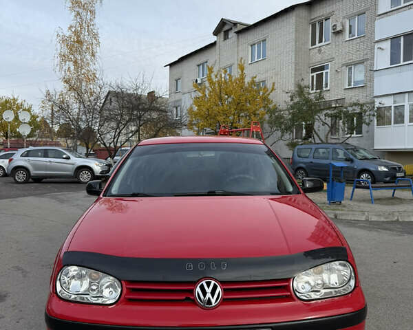 Червоний Фольксваген Гольф, об'ємом двигуна 1.39 л та пробігом 209 тис. км за 3850 $, фото 2 на Automoto.ua