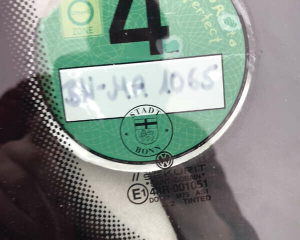 Красный Фольксваген Гольф, объемом двигателя 1.6 л и пробегом 273 тыс. км за 3399 $, фото 21 на Automoto.ua