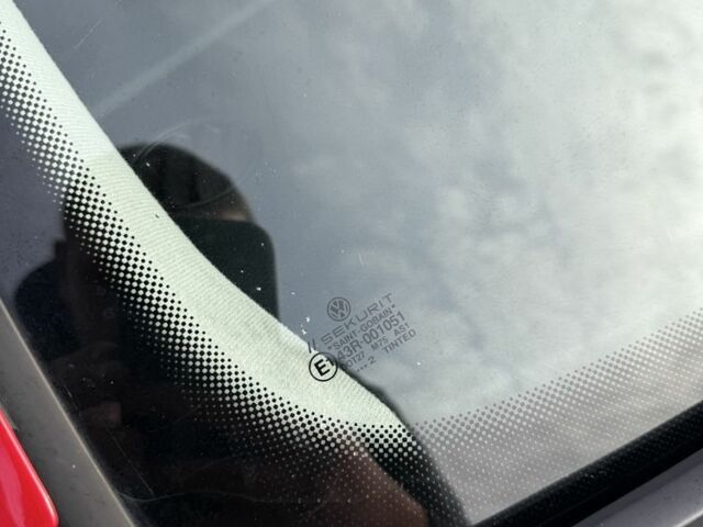 Червоний Фольксваген Гольф, об'ємом двигуна 1.4 л та пробігом 209 тис. км за 3850 $, фото 13 на Automoto.ua