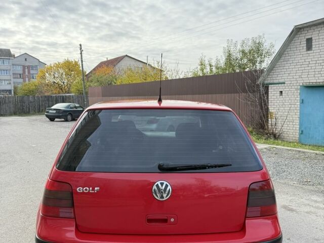 Червоний Фольксваген Гольф, об'ємом двигуна 1.4 л та пробігом 209 тис. км за 3850 $, фото 6 на Automoto.ua