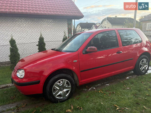 Червоний Фольксваген Гольф, об'ємом двигуна 1.4 л та пробігом 189 тис. км за 4000 $, фото 1 на Automoto.ua