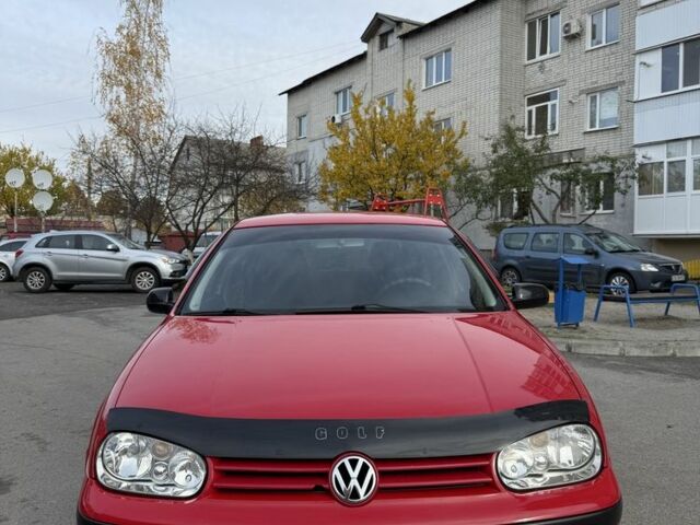 Червоний Фольксваген Гольф, об'ємом двигуна 1.4 л та пробігом 209 тис. км за 3850 $, фото 2 на Automoto.ua