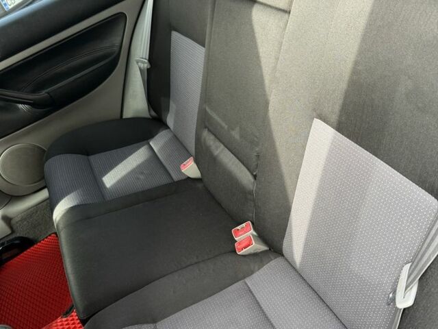 Червоний Фольксваген Гольф, об'ємом двигуна 1.4 л та пробігом 209 тис. км за 3850 $, фото 16 на Automoto.ua