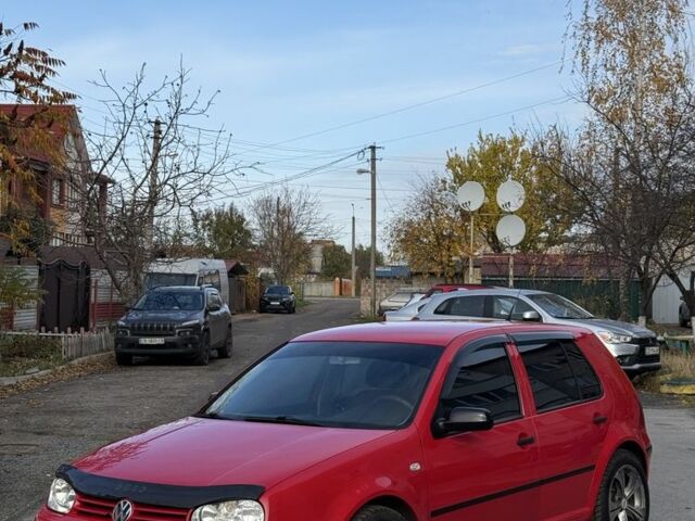 Червоний Фольксваген Гольф, об'ємом двигуна 1.4 л та пробігом 209 тис. км за 3850 $, фото 23 на Automoto.ua