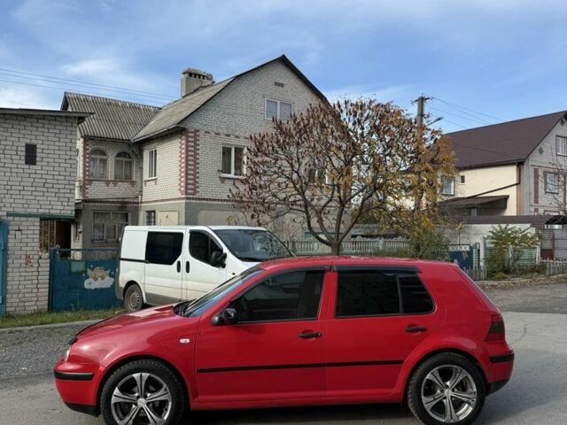 Червоний Фольксваген Гольф, об'ємом двигуна 1.4 л та пробігом 209 тис. км за 3850 $, фото 8 на Automoto.ua