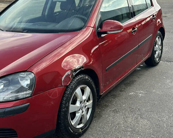 Красный Фольксваген Гольф, объемом двигателя 1.6 л и пробегом 186 тыс. км за 3750 $, фото 1 на Automoto.ua