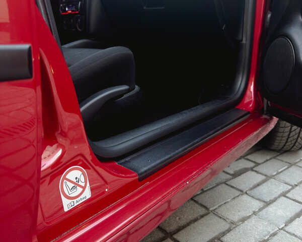 Красный Фольксваген Гольф, объемом двигателя 1.39 л и пробегом 197 тыс. км за 4500 $, фото 20 на Automoto.ua