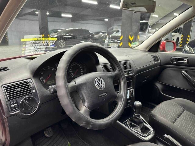 Фольксваген Гольф 2003 в Черновцах на Automoto.ua Красный Фольксваген Гольф, объемом двигателя 1.6 л и пробегом 290 тыс. км за 4800 $, фото 14 на Automoto.ua