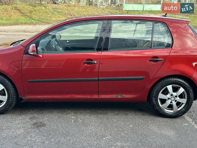 Красный Фольксваген Гольф, объемом двигателя 1.6 л и пробегом 186 тыс. км за 3750 $, фото 5 на Automoto.ua